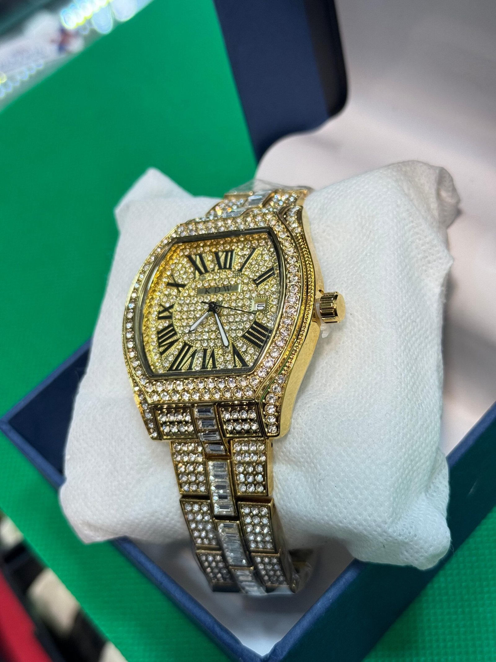 KDW Luxury Iced Out Roman Numeral - Image 3